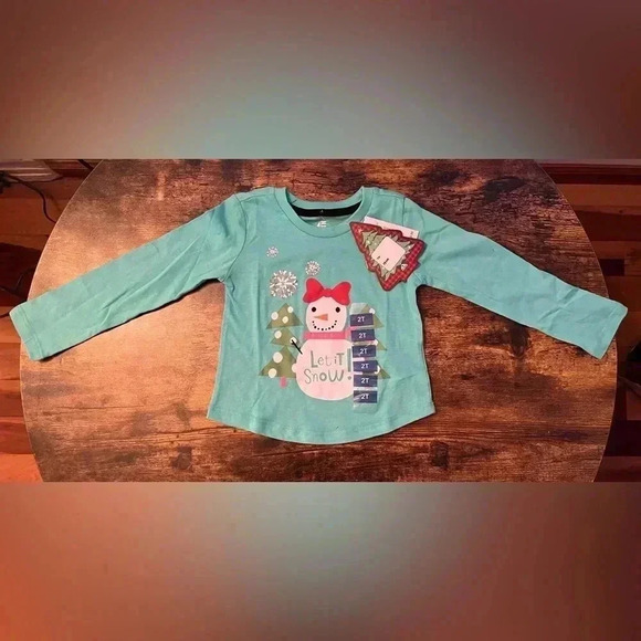 ADTN | toddler girls holiday t-shirt. Size: 2T - Picture 2 of 12